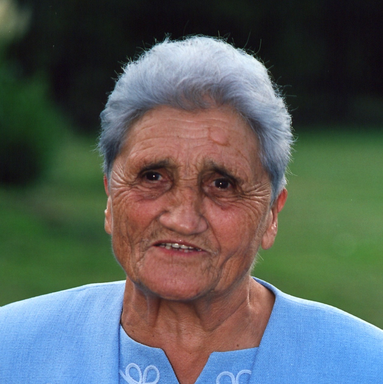 Espace hommage de Madame Yvonne Cane